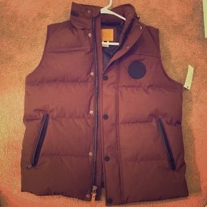 NEVER WORN UGG VEST!!